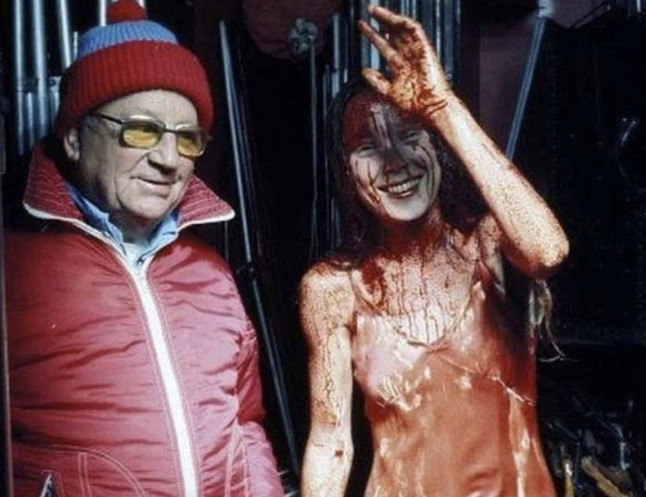 21 Behind-the-Scene Photos From Iconic Horror Movies
